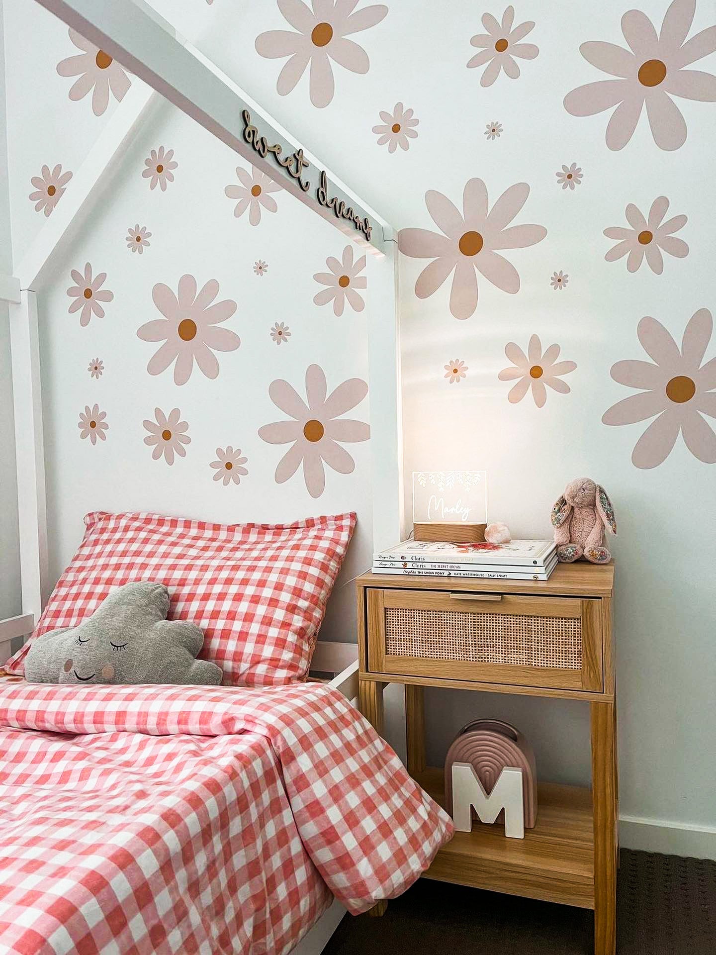 Simple Daisy's