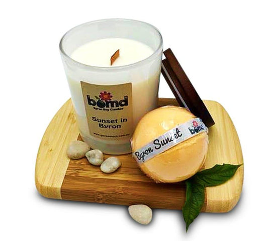 Sunset in Byron Bubble Bomb with Wooden Wick 100% Soy Candle Gift Set