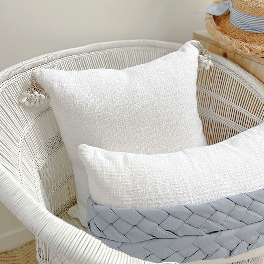 WHITE CUSHION AND SHELL TASSELS
