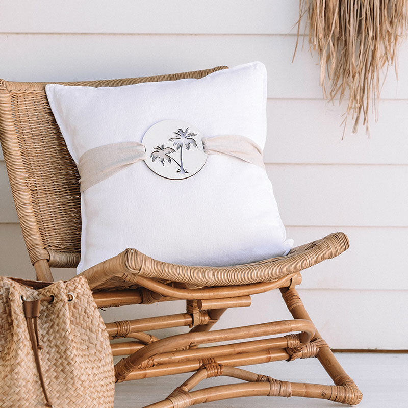 WHITE PALM CUSHION